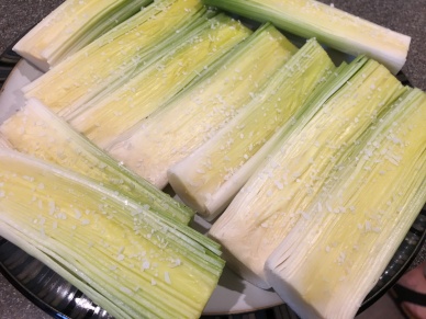 Cuts sides of leeks brushed with bacon fat and sprinkled with Kosher salt.
